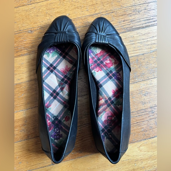 Born black leather flat size 8 - Picture 2 of 6